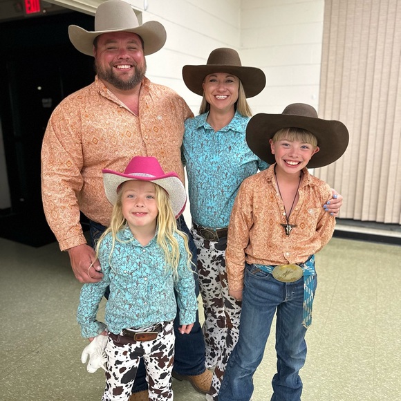 Meet your Posher, Mandi - Picture 5 of 16